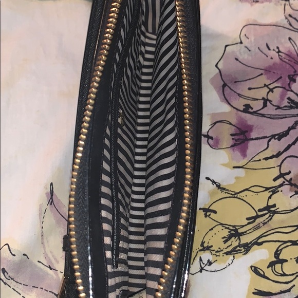 Kate Spade Medium Black Crossbody - Picture 8 of 8